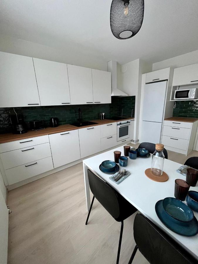 Ylimmaen Kerroksen Tilava Kolmio Jokinaekymaellae Apartment Rovaniemi Bagian luar foto